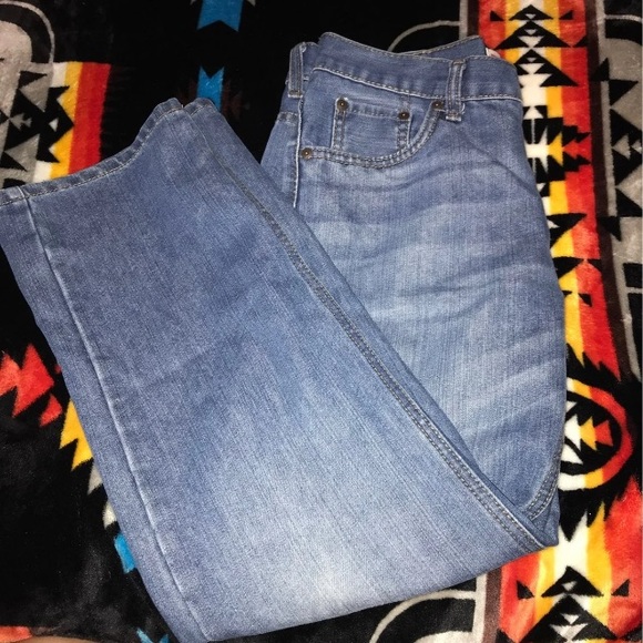 Size 14 woman’s Levi jeans - Picture 3 of 3